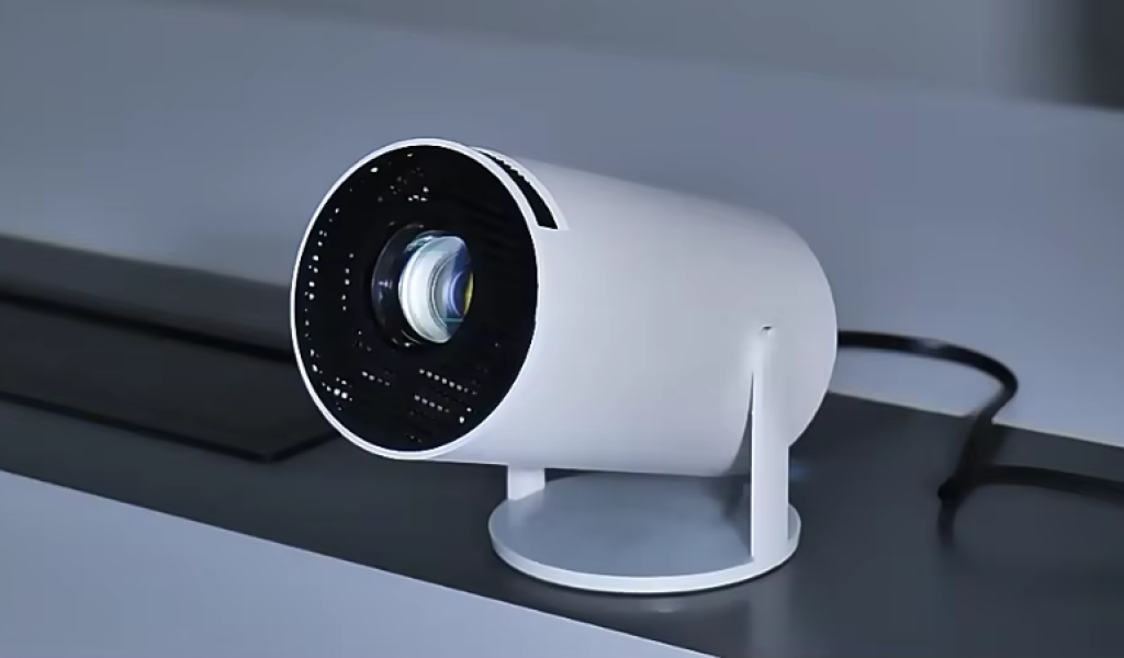 HY300 PRO Mini LCD Projector: अपने घर को बनाएं मिनी थिएटर!